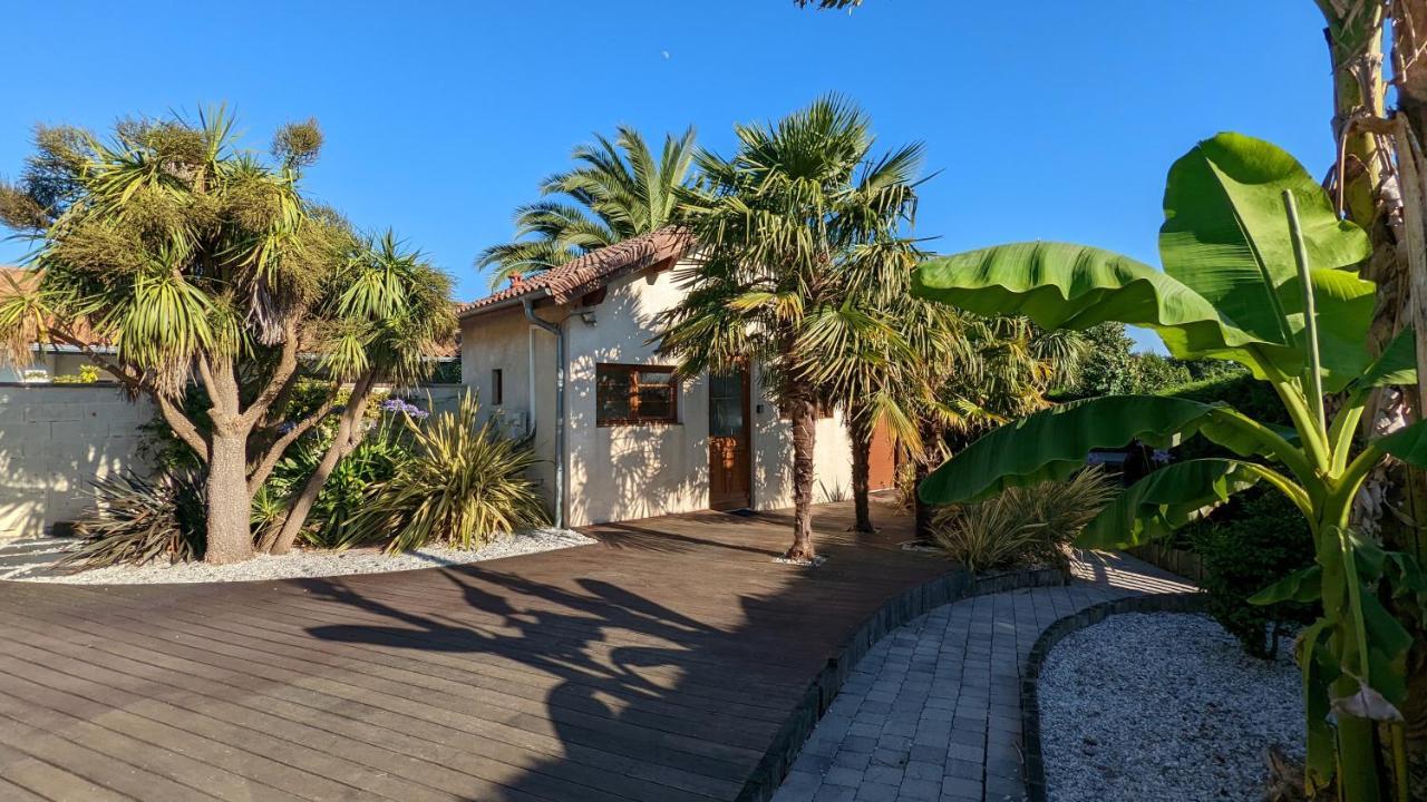 Guest House Au Milieu Des Palmiers Saint-Martin-de-Seignanx エクステリア 写真